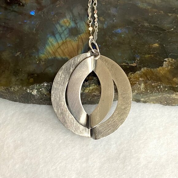 Brushed Sterling Silver 925 Double Ring Modernist Style Round Pendant Necklace - Picture 4 of 16